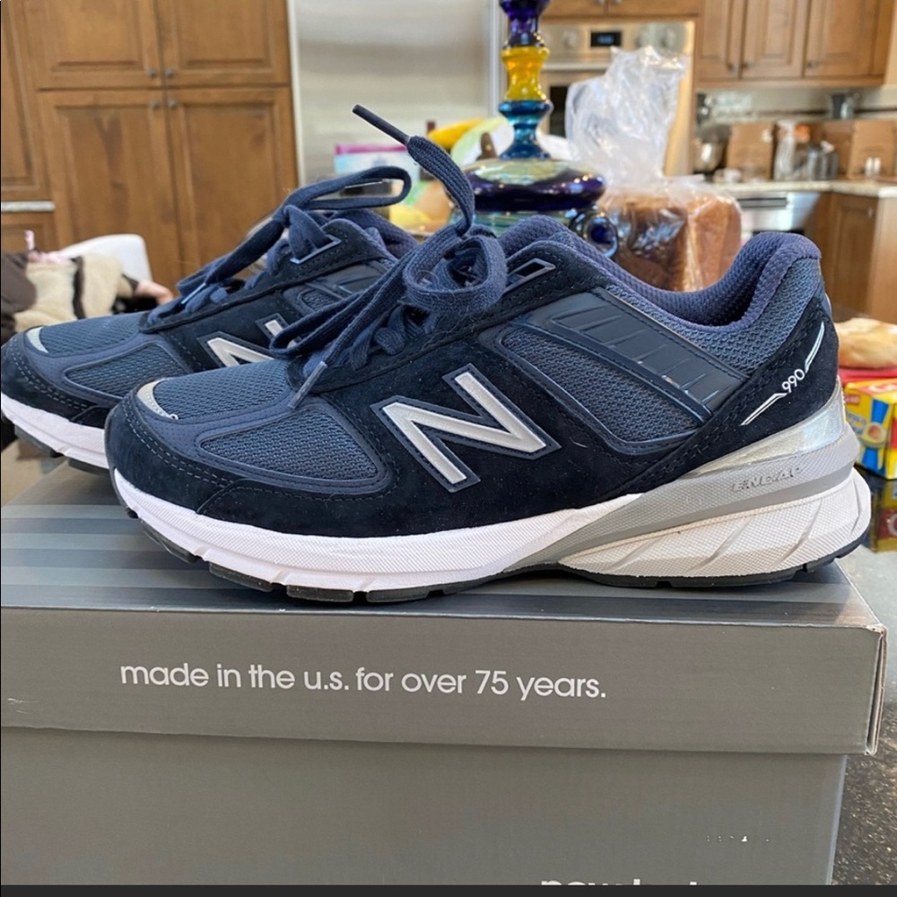 New Balance 990v5